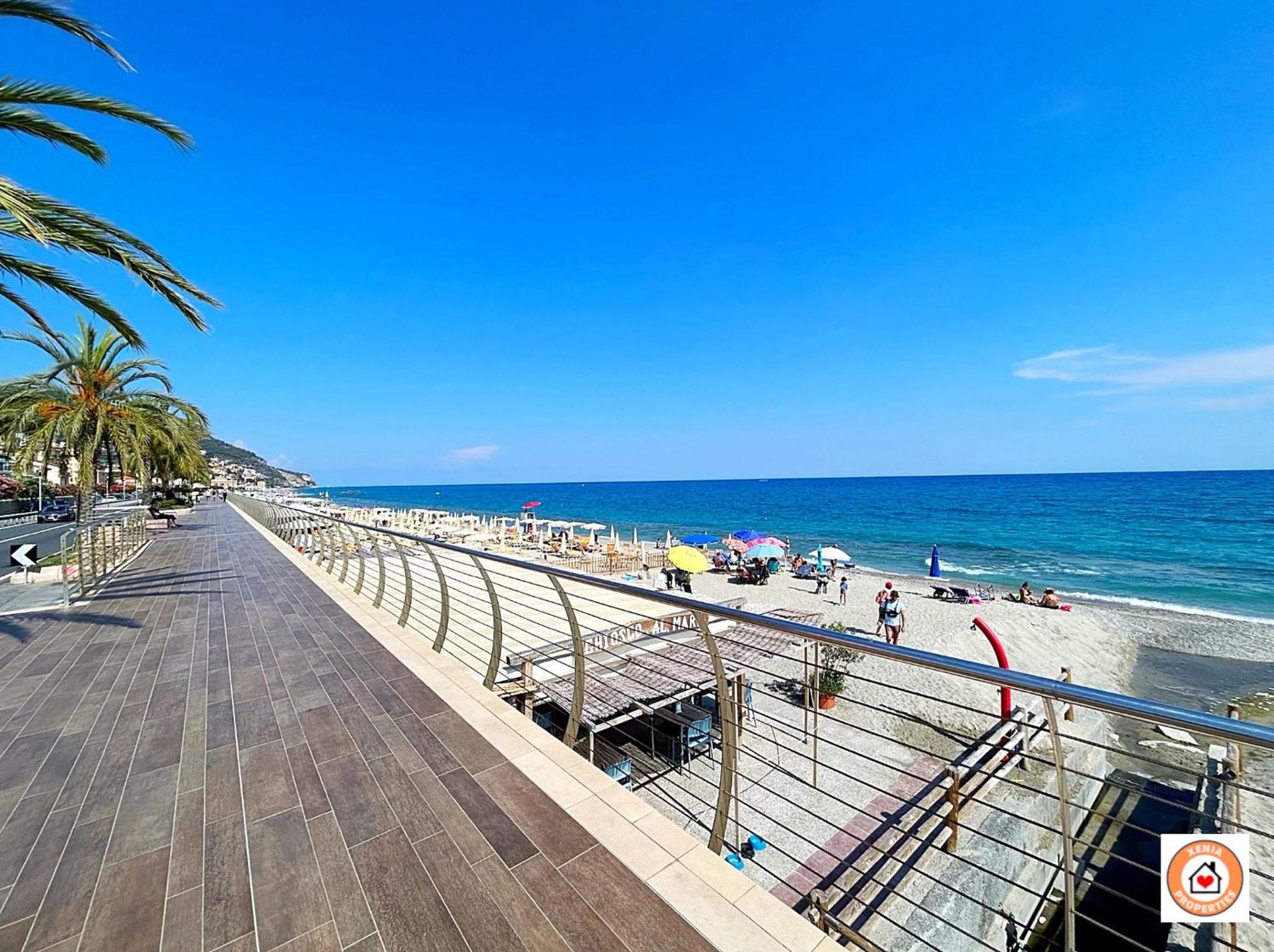 Gioiello Marino - Mare, 2 Minuti A Piedi Lejlighed Pietra Ligure Eksteriør billede